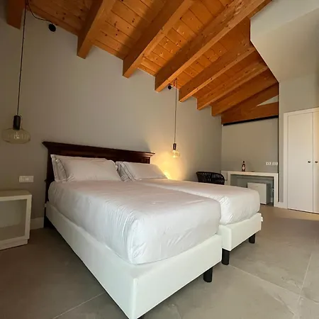 Alloggio per agriturismo La Rondinella