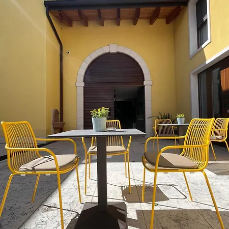 Alloggio per agriturismo La Rondinella